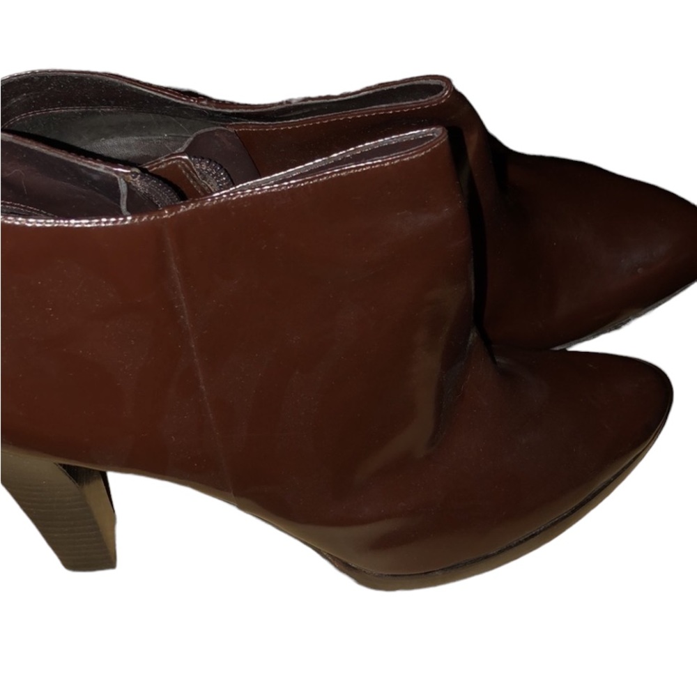 Nine West size 10 Chocolate Brown Patent leather platform booties